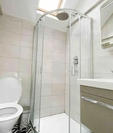 Apartamento Stylish High Ceiling In South Center